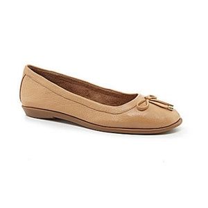 Adorable Leather Ballet Flats Michelle D
